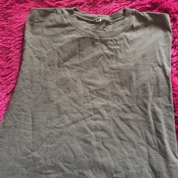 WFM Whole Kids Foundation olive green t-shirt - Picture 7 of 8